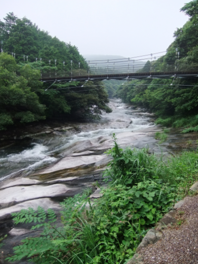 対馬 瀬川のつり橋